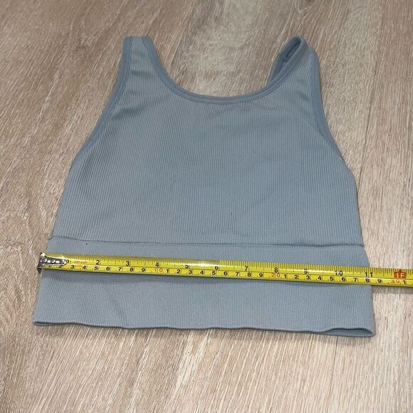Victorias Secret Sport Gray Ribbed Crop Top Rounded Neck Sports Bra Womens Small - Picture 4 of 7